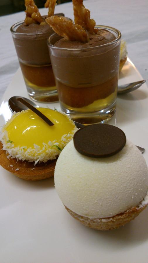 Maison D'Hotes Le Pre Gourmand - Adults Only Eyragues 外观 照片